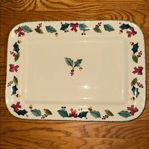 Hartstone Holiday Holly Pattern Rectangular Serving Platter!